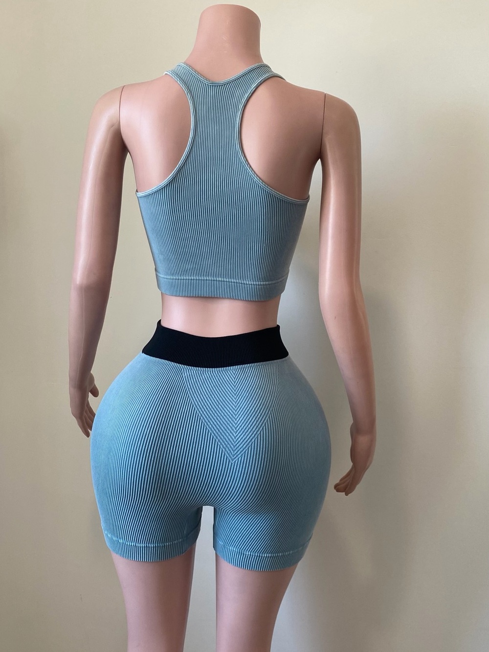 Seamless Ribbed Racerback Crop Set - Picture 4 of 4
